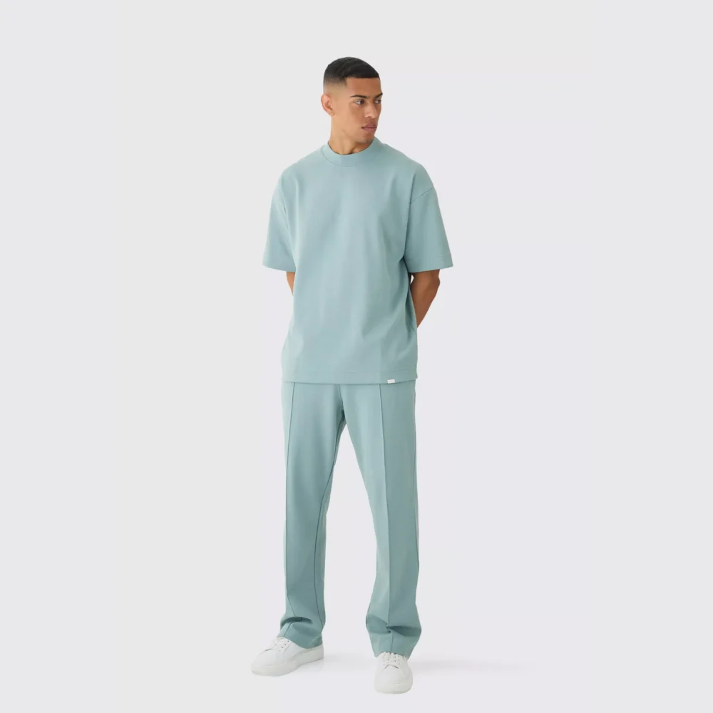 Oversized Interlock T-shirt And Jogger Tracksuit